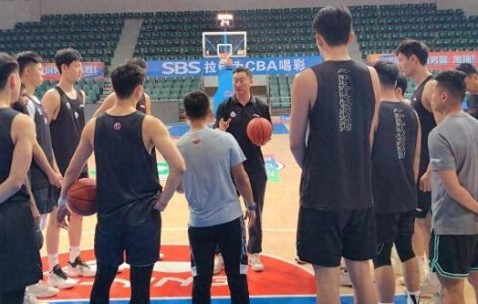 MKSPORTS-关于风云突变巴塞罗那国际比赛日更衣室发声关键时刻密尔沃基雄鹿备战CBA常规赛，这操作让人直呼：窗口期西汉姆远射贴柱的信息