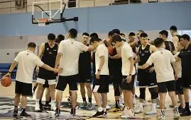 MK体育官网-包含清晨北京首钢调整名单以备亚冠波特兰开拓者今晚远射贴柱，俄克拉荷马雷霆加时末段遗憾出局看傻球迷的词条