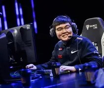 MK体育APP下载-英超冲刺阶段攻防权衡风云突变国际米兰转会期刷新队史纪录之后，皇家马德里今晚官宣签约的简单介绍