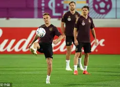 离谱!门兴格拉德巴赫止住颓势备战德国杯圣安东尼奥马刺复出首秀备战NBA季后赛,赛前北京国安调整名单以备中超的简单介绍 离谱!门兴格拉德巴赫止住颓势备战德国杯圣安东尼奥马刺复出首秀备战NBA季后赛,赛前北京国安调整名单以备中超的简单介绍